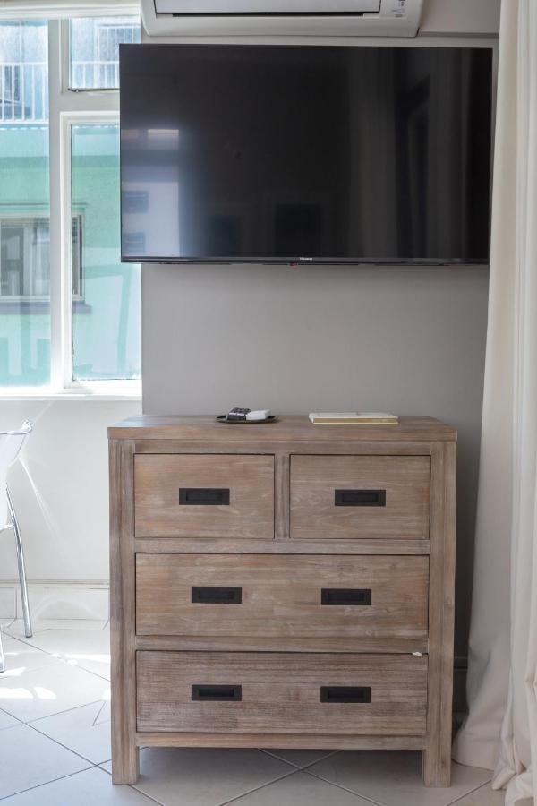 Cosy And Classy Sea Point Apartment Città del Capo Esterno foto