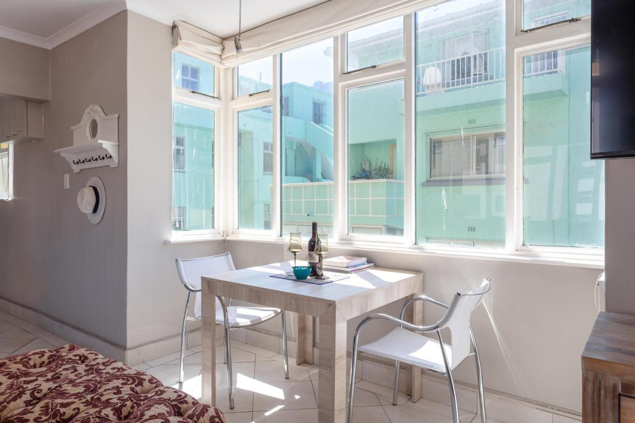 Cosy And Classy Sea Point Apartment Città del Capo Esterno foto