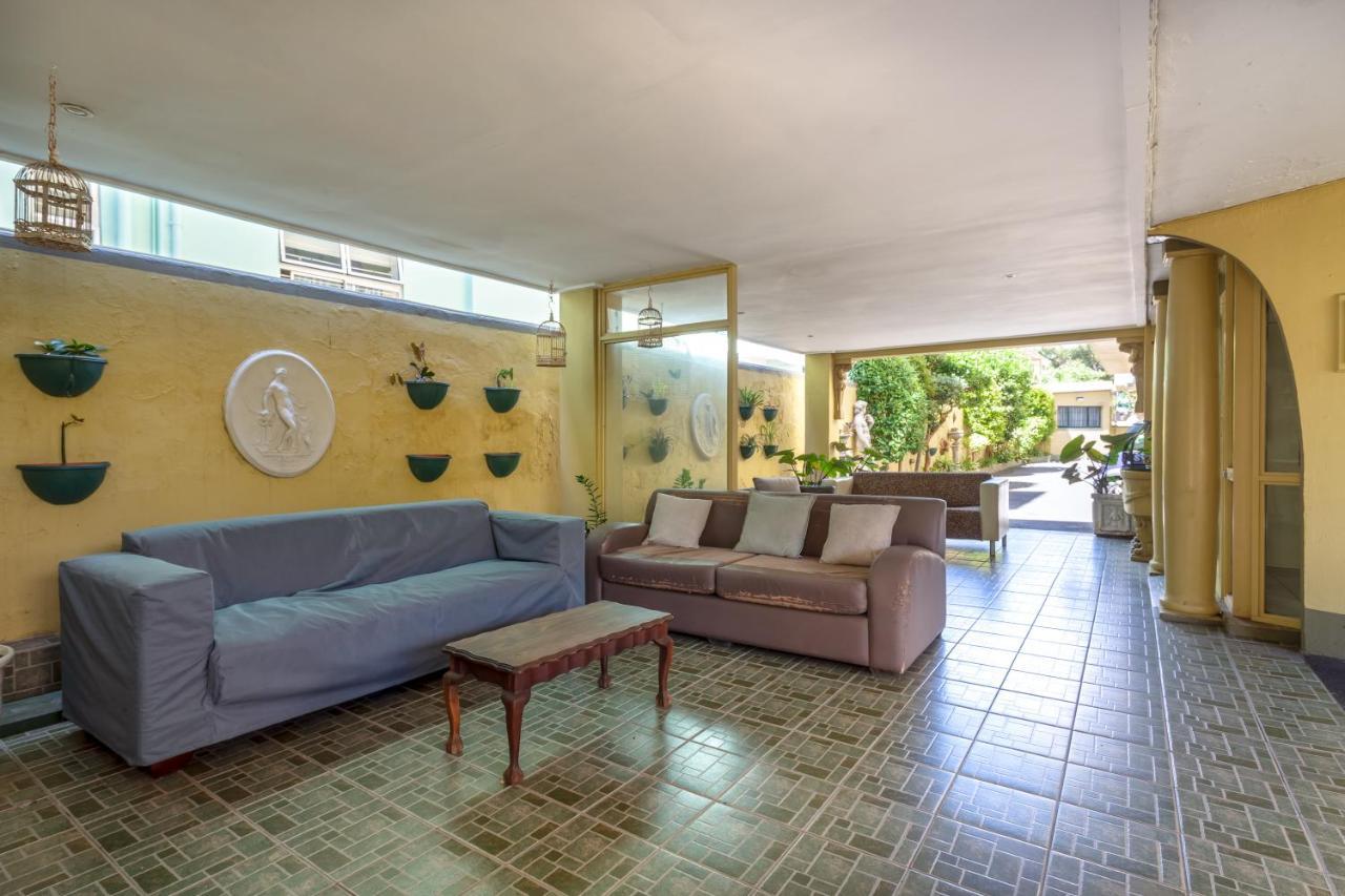Cosy And Classy Sea Point Apartment Città del Capo Esterno foto