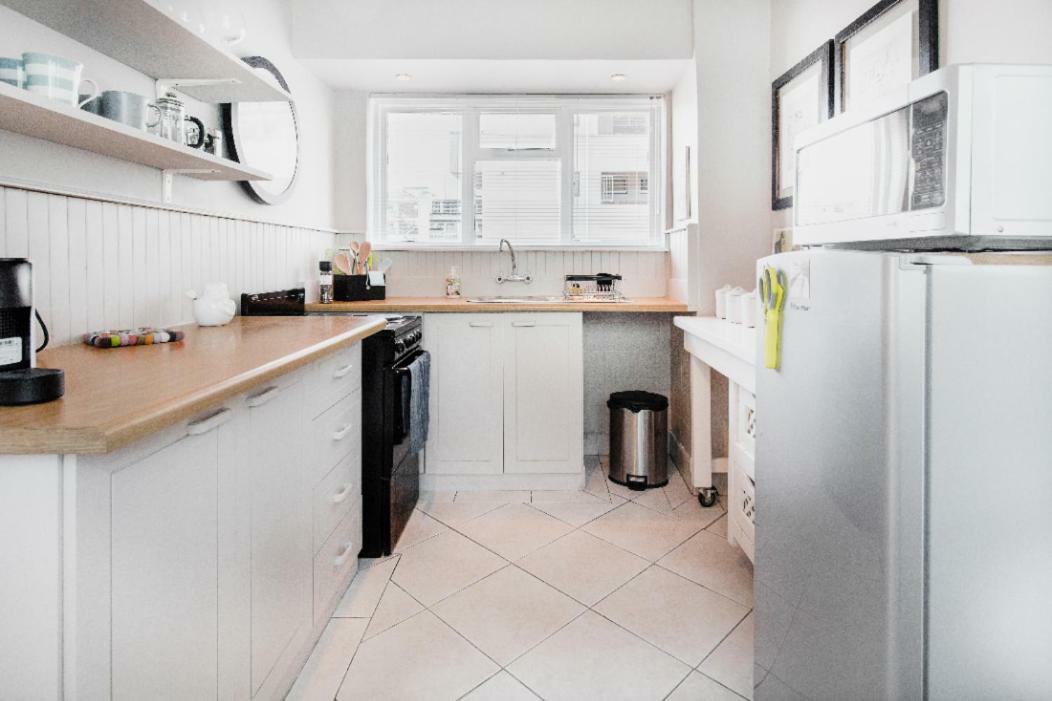 Cosy And Classy Sea Point Apartment Città del Capo Esterno foto